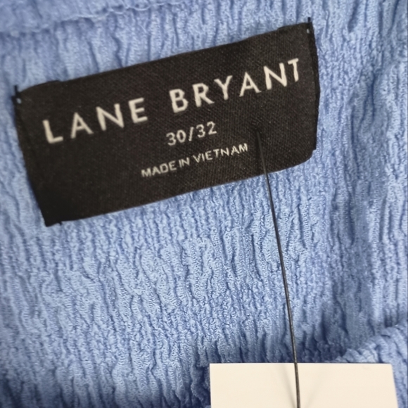 NWT Lane Bryant Fitted Cap Sleeve Wide Scoop Neck Blouse - Picture 6 of 7